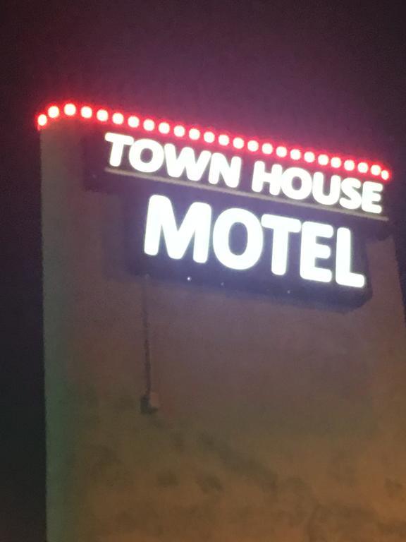 Town House Motel Lynwood Ngoại thất bức ảnh