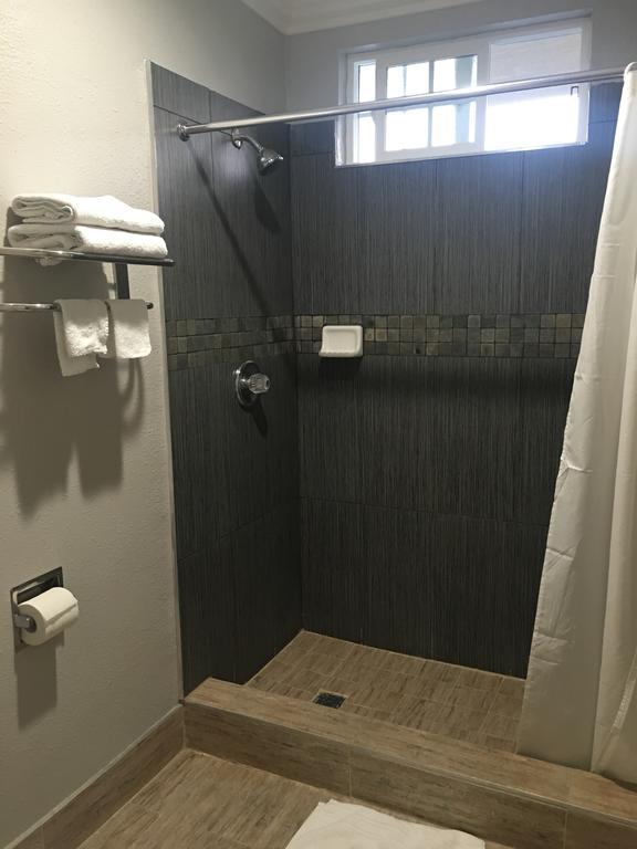 Town House Motel Lynwood Ngoại thất bức ảnh
