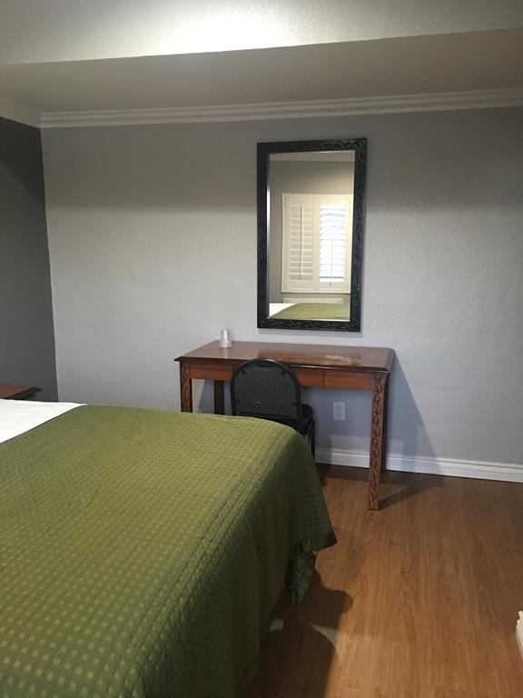 Town House Motel Lynwood Ngoại thất bức ảnh