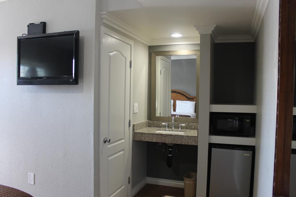 Town House Motel Lynwood Ngoại thất bức ảnh