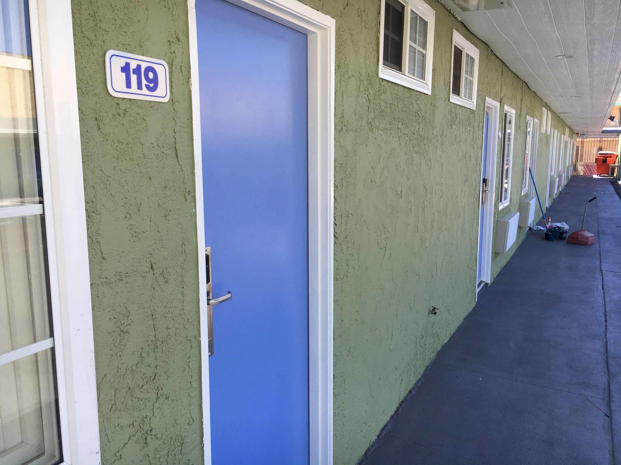 Town House Motel Lynwood Ngoại thất bức ảnh