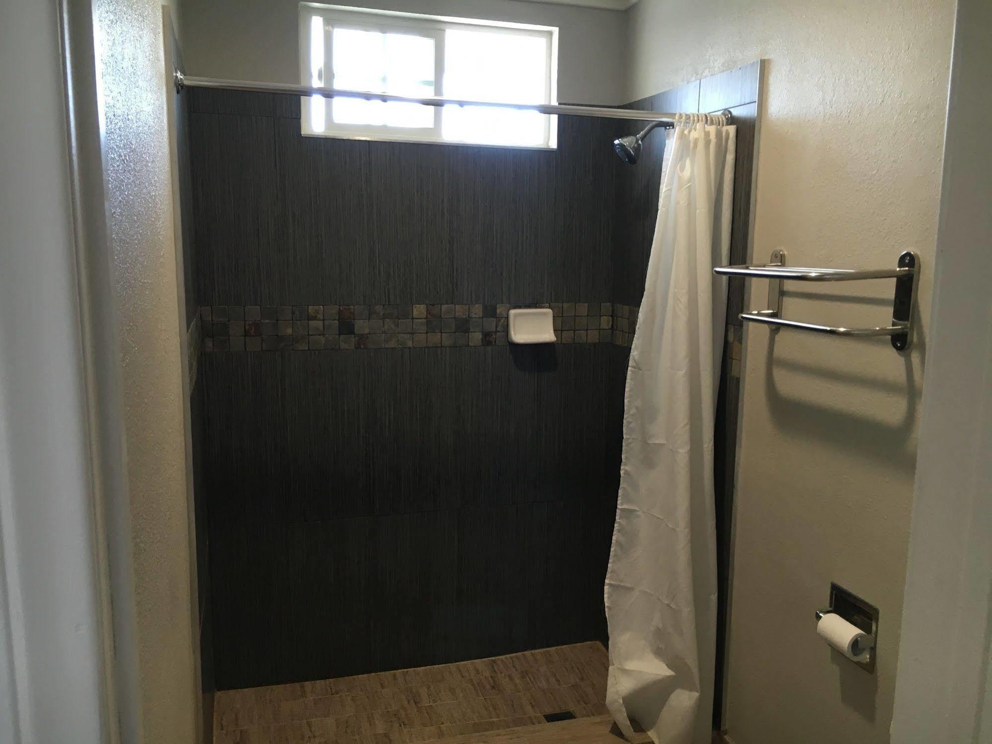 Town House Motel Lynwood Ngoại thất bức ảnh