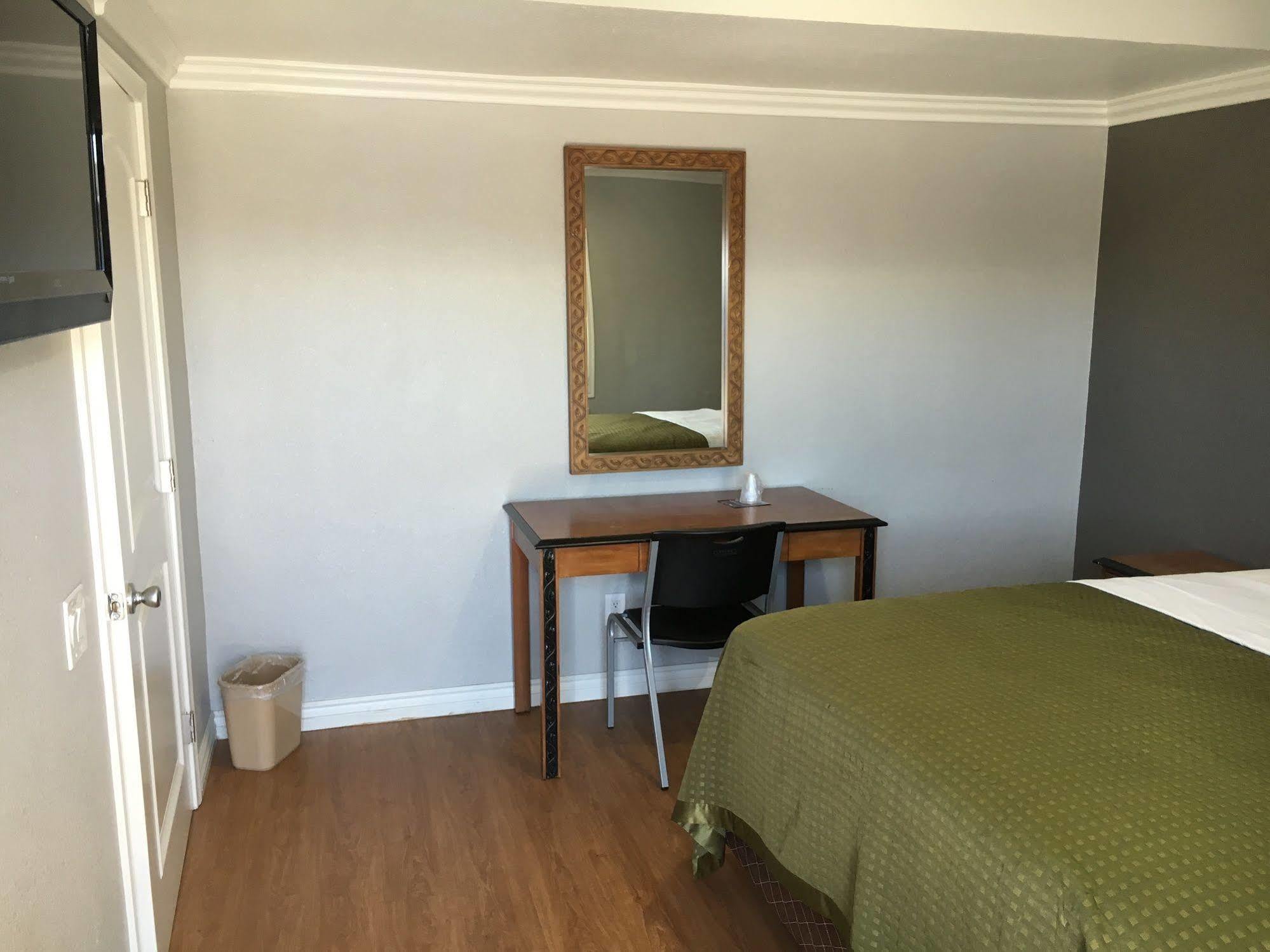 Town House Motel Lynwood Ngoại thất bức ảnh